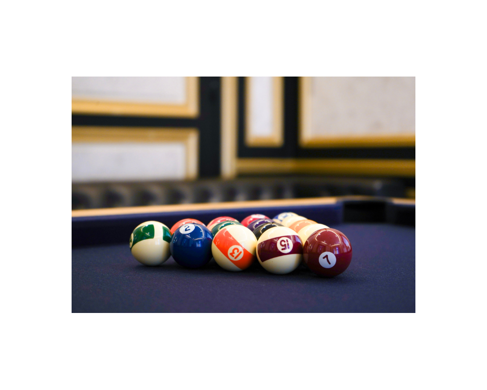 Le Standard 2m10, le Billard Americain table en chêne Stella