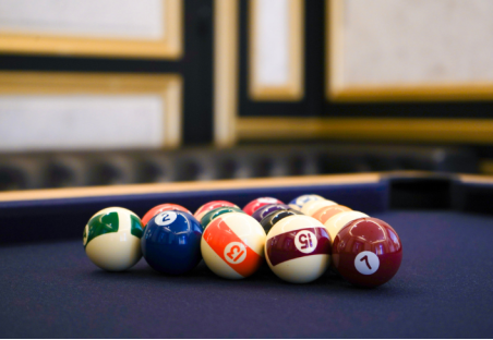 Le Standard 2m10, le Billard Americain table en chêne Stella