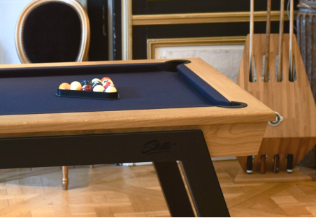 Le Standard 2m10, le Billard Americain table en chêne Stella