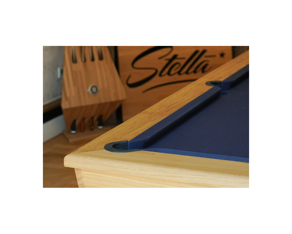 Le Standard 2m10, le Billard Americain table en chêne Stella