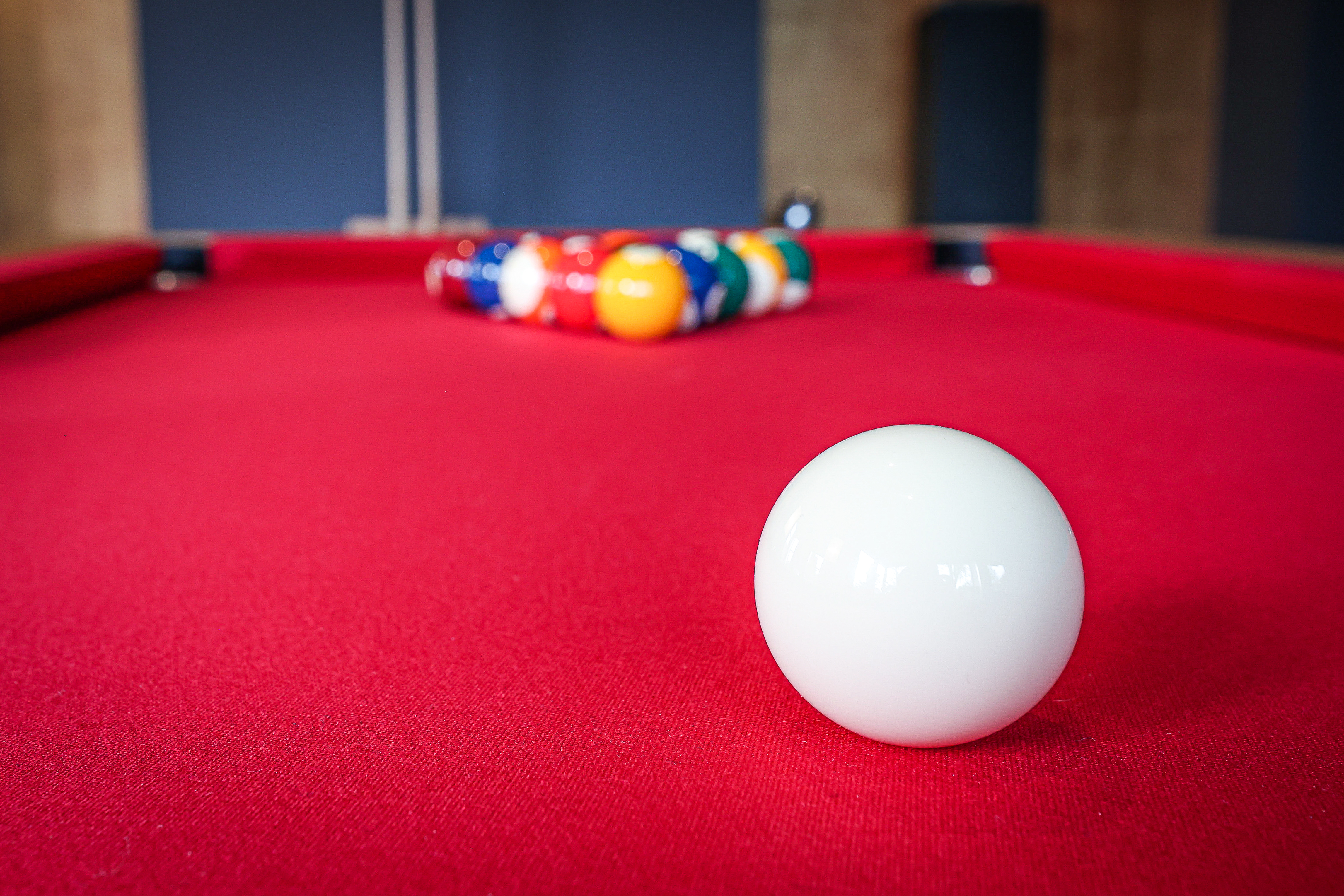 Installation of compact billiards