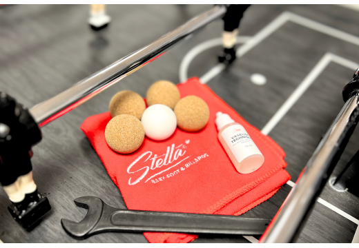 Discover the Stella Maintenance Kit: The essential for cleaning your foosball table.