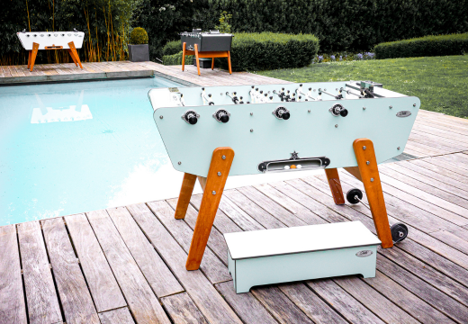 Do you know the table soccer for outdoor use?